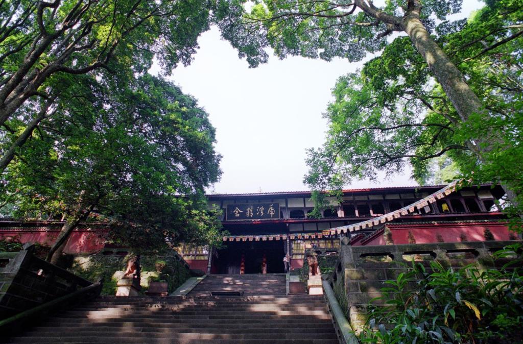Shuxiang Hotel Mount Emei Ъмейшан Екстериор снимка
