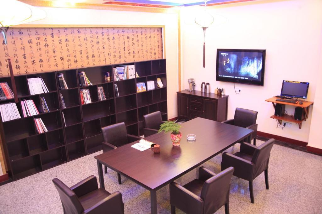 Shuxiang Hotel Mount Emei Ъмейшан Екстериор снимка